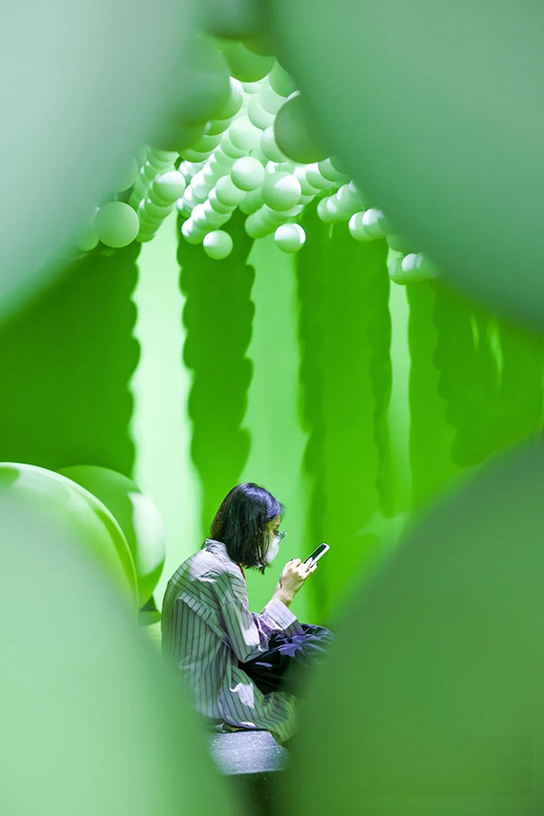 色彩沉浸體驗區(qū)（外部視角）.jpg